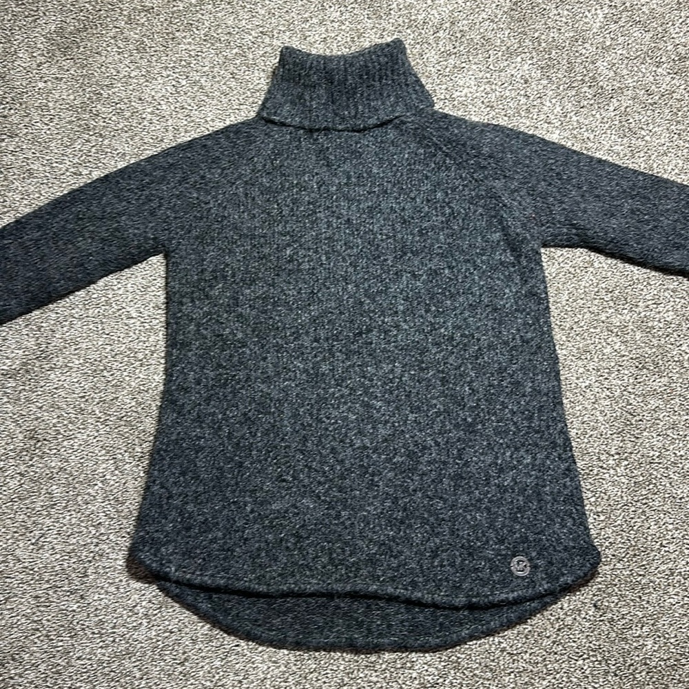 Michael Kors sweater turtleneck size small dark gray